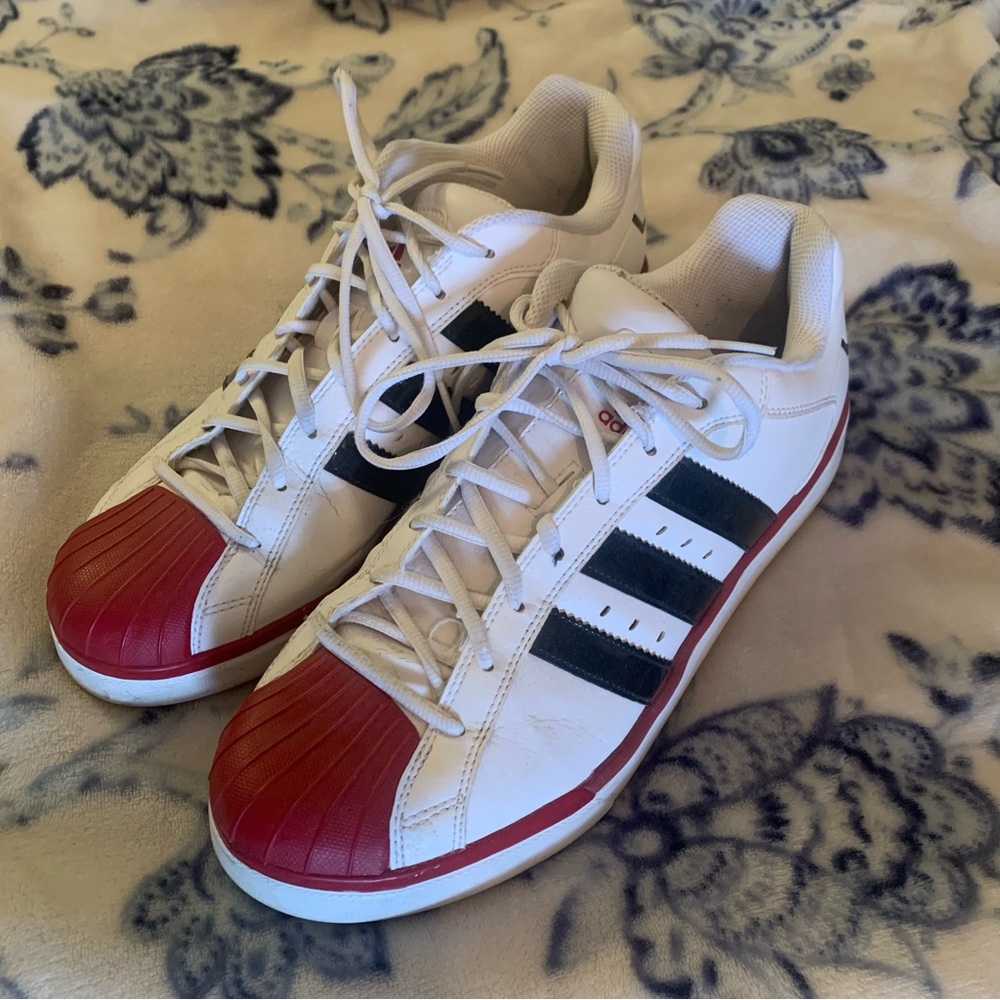 Men’s Adidas Sneakers